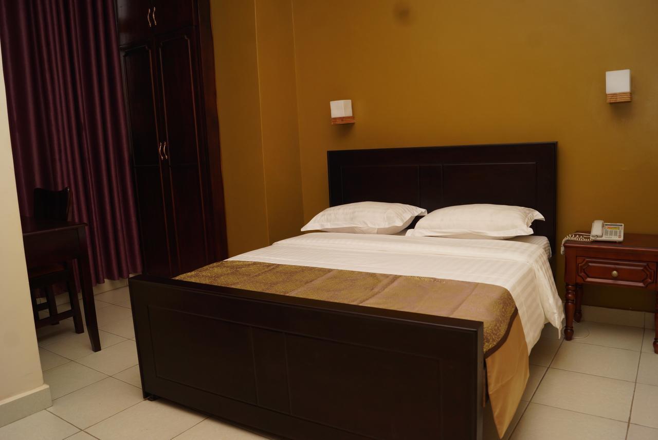 Diamonds Hotel Kampala Exterior foto
