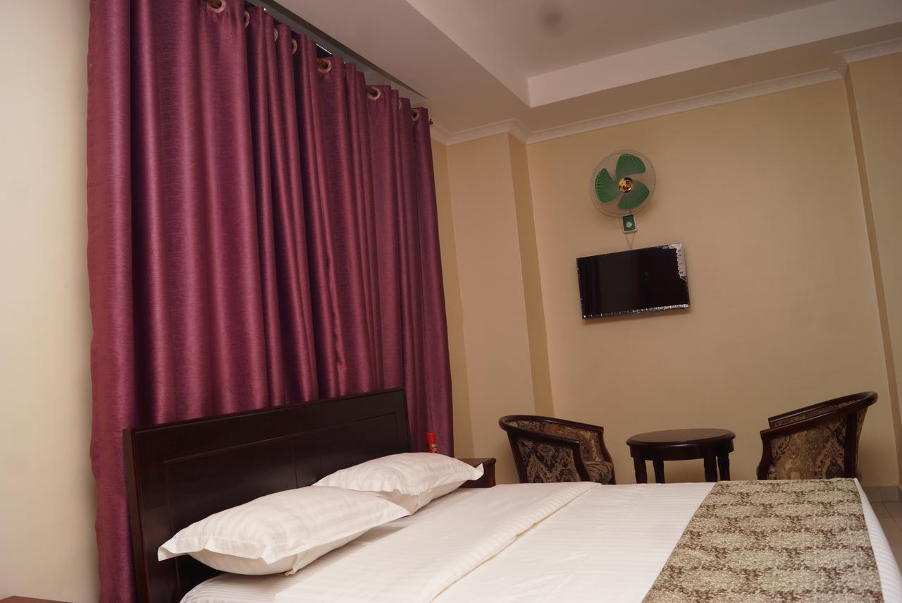 Diamonds Hotel Kampala Exterior foto