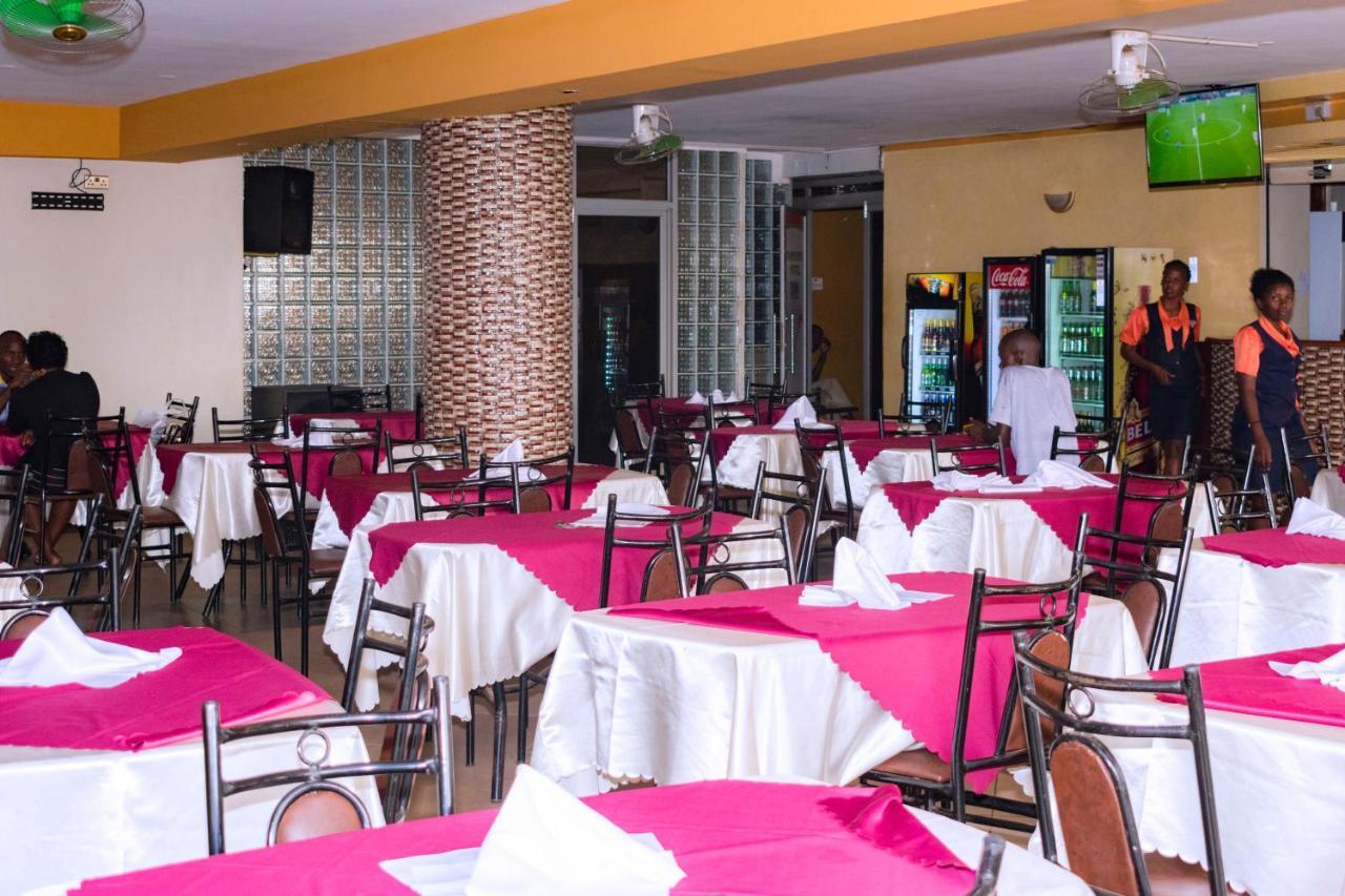Diamonds Hotel Kampala Exterior foto